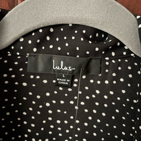 LULU’S Good Luck Charm Black Polka Dot Short Sleeve Button-Up Top - Picture 4 of 4